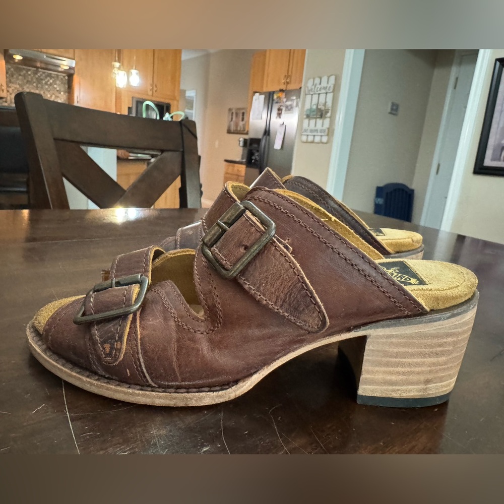 Freebird Caprice Strappy brown leather heel sandals